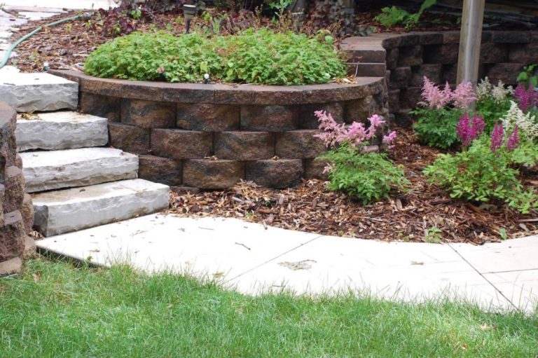 Accent & Retaining Walls | Trio Landscaping LLC | St. Paul, MN